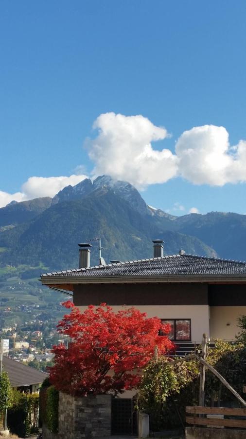 Ruhige Ferienwohnung Mit Garten Und Garage In Privatvilla Marling Exteriör bild