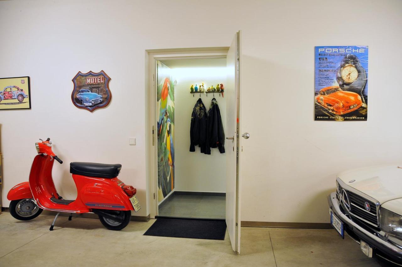 Ruhige Ferienwohnung Mit Garten Und Garage In Privatvilla Marling Exteriör bild