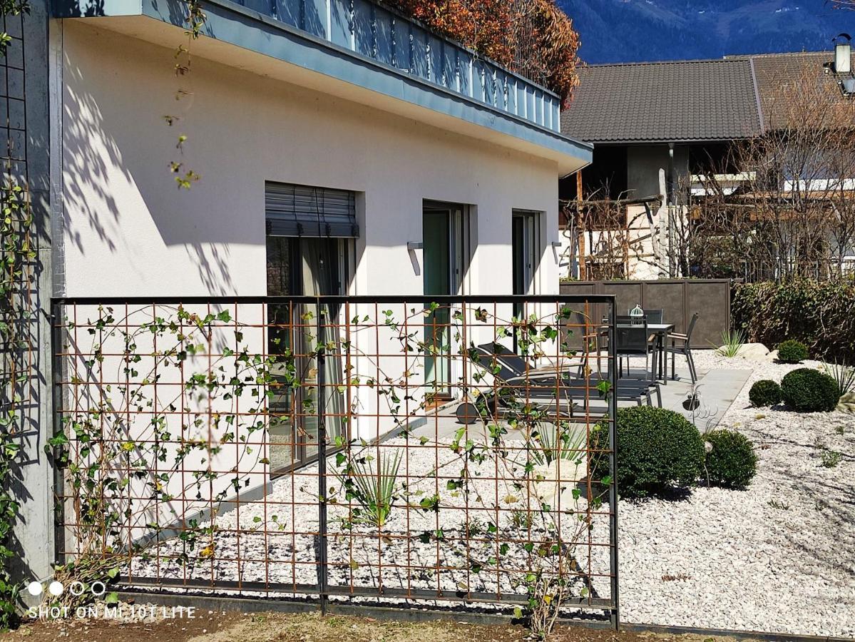 Ruhige Ferienwohnung Mit Garten Und Garage In Privatvilla Marling Exteriör bild
