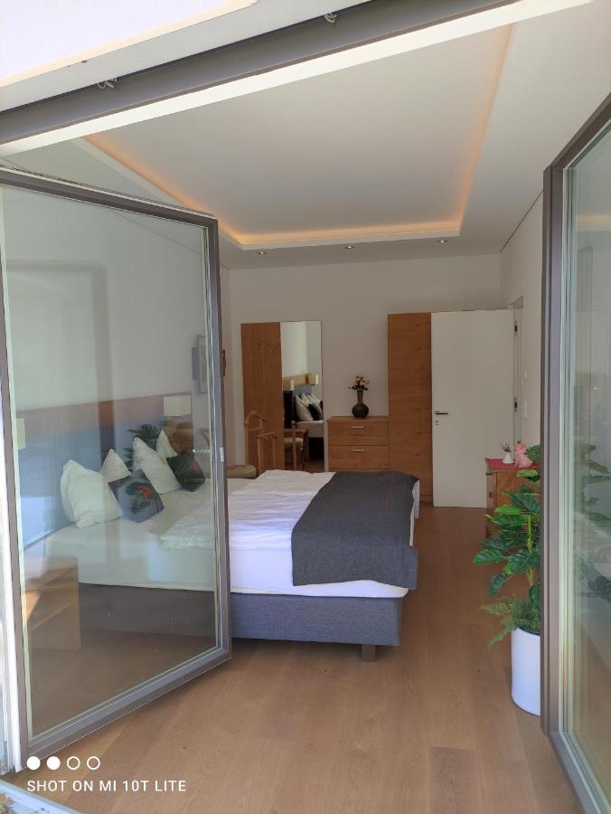 Ruhige Ferienwohnung Mit Garten Und Garage In Privatvilla Marling Exteriör bild